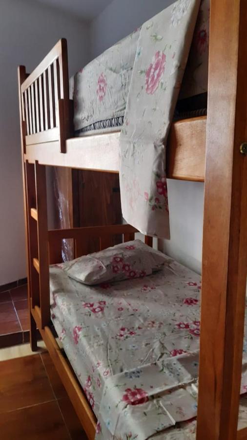 Paraiso Aguias Hostal *